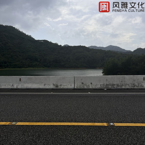 杨晨晨裸体图片
